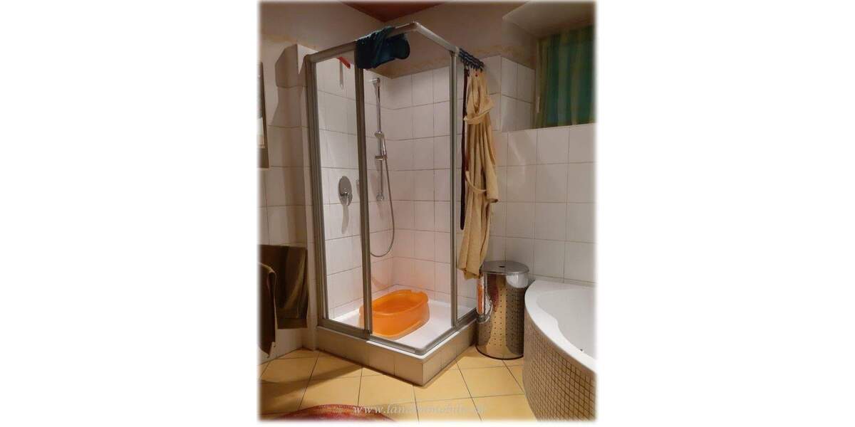 Mehrfamilienhaus, Wohnhaus Oedheim - 6 Zimmer, 226 m&sup2;, 398.500&euro; | Angebot:26160586