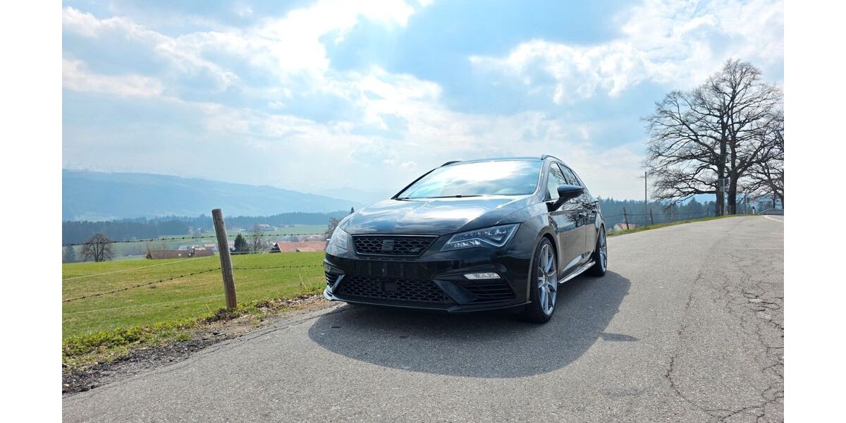 Seat Leon 121.000 km 18.999 &euro; kißlegg 88353