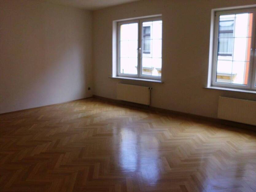 Ab 1.10.25! 3-RaumWohnung mit Dachterrasse in 1A-Lage! Direkt neben den Zwickau Arcaden!