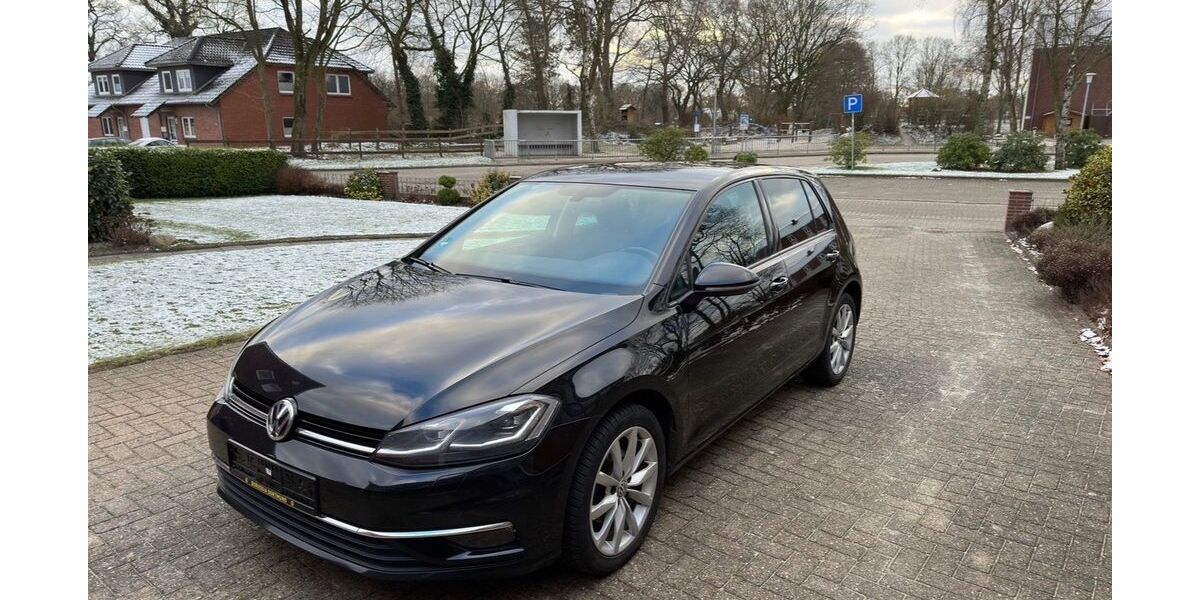 VW Golf 116.000 km 12.500 &euro; Hagen im Bremischen 27628