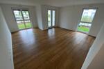 Große 3-Zimmer-Wohnung mit Garten zu vermieten!