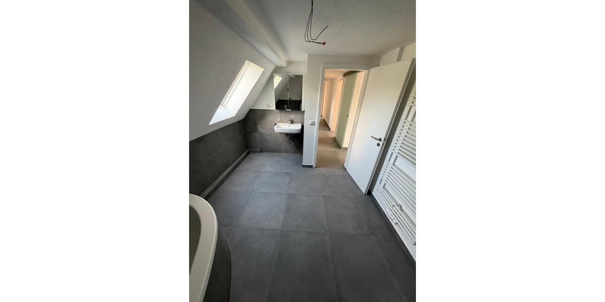Dachgeschoßwohnung Töging am Inn - 3 Zimmer, 78 m&sup2;, 670&euro; | Angebot:26619202