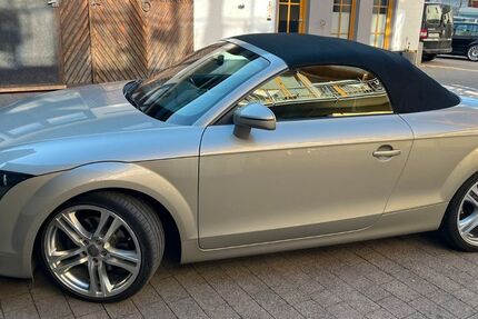 Audi TT 98.000 km 11.900 &euro; Traisen 55595