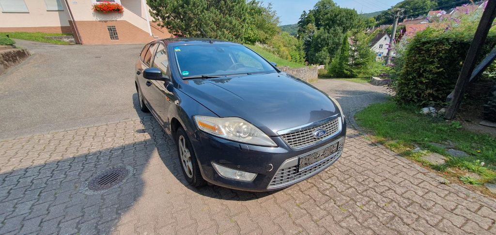 Ford Mondeo 276.870 km 2.800 € Wiernsheim 75446