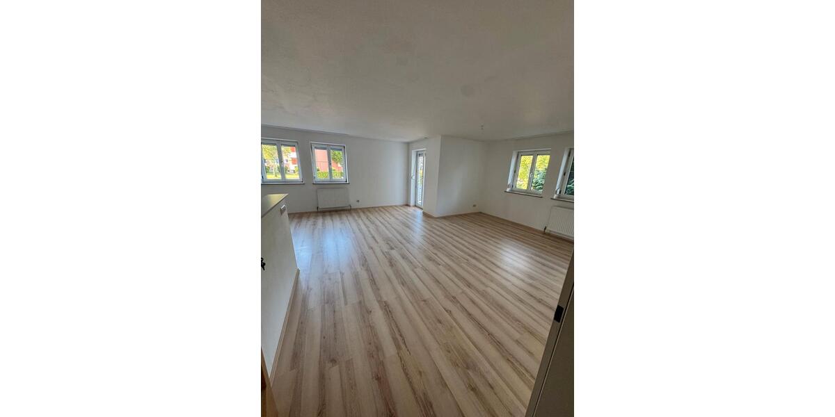 Etagenwohnung Straubing - 2 Zimmer, 71 m&sup2;, 781&euro; | Angebot:26381494