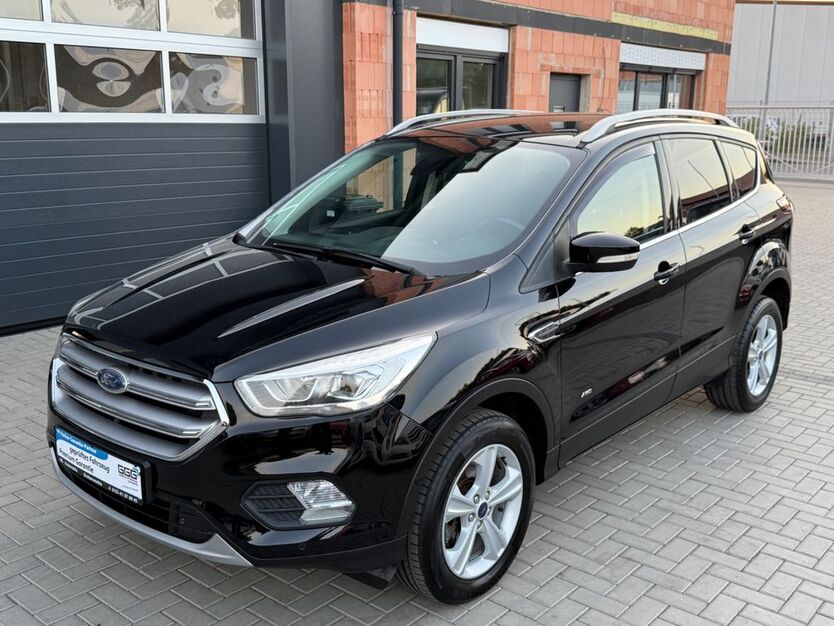 Ford Kuga 140.000 km 13.900 € Breitenworbis 37339