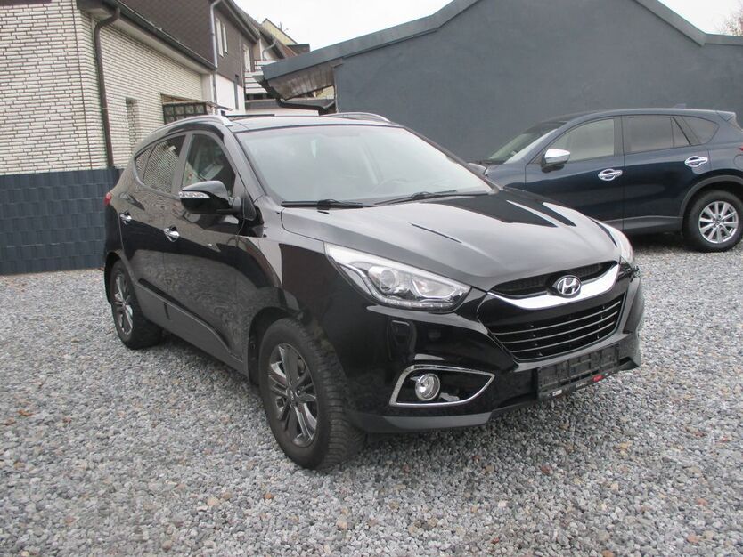 Hyundai ix35 83.600 km 10.400 € Recklinghausen 45663