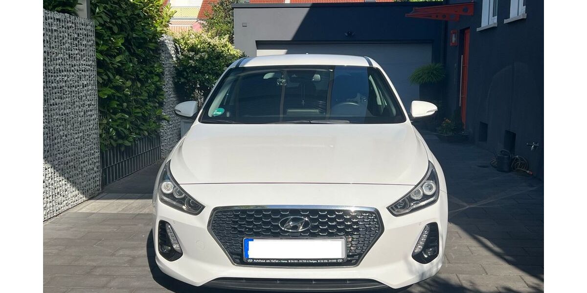 Hyundai i30 65.000 km 16.500 &euro; Aschaffenburg 63741