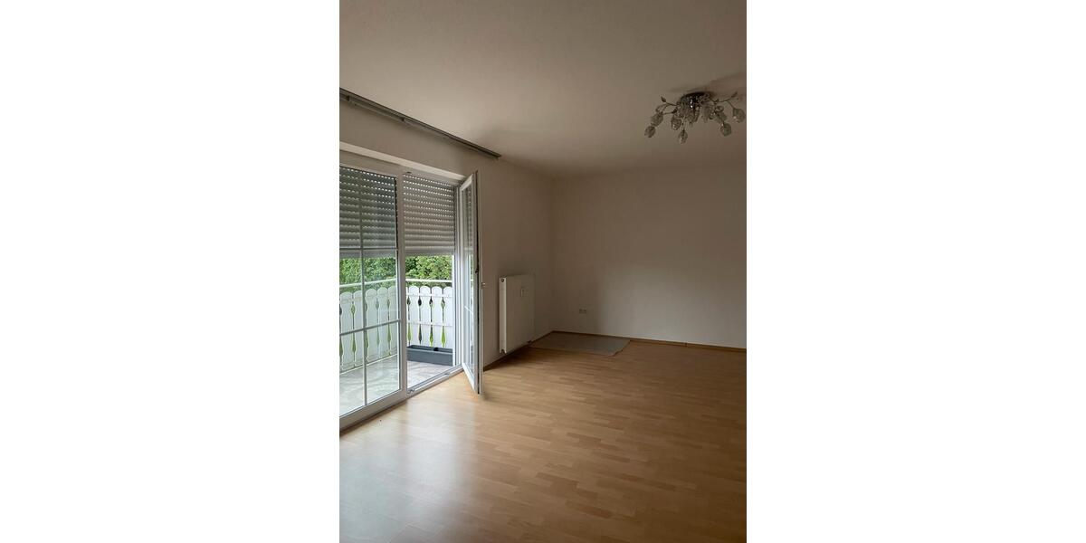 2 Zimmer Wohnung in Burghausen Neustadt zimmer