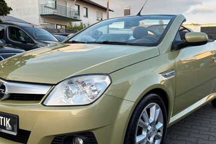 Opel Tigra 66.500 km 7.990 &euro; Egelsbach 63329