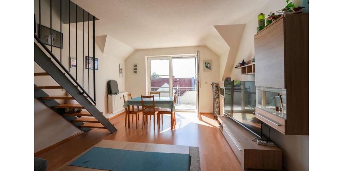Stilvolle Maisonettewohnung mit Balkon und Garage zu vermieten 4 zimmer