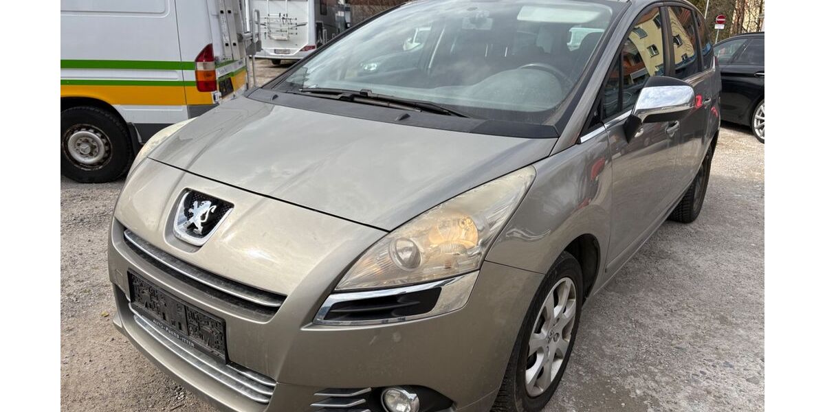 Peugeot 5008 260.000 km 1.650 &euro; Rosenheim 83022