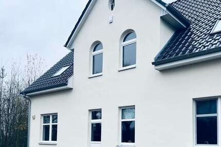 Haus zum Kaufen in Fürstenberg 525.000 € 331 m² 9 zimmer