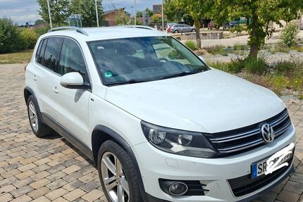VW Tiguan 144.000 km 10.900 &euro; Rain 94369