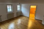 Etagenwohnung Bad Königshofen im Grabfeld - 6 Zimmer, 85 m&sup2;, 650&euro; | Angebot:24599995