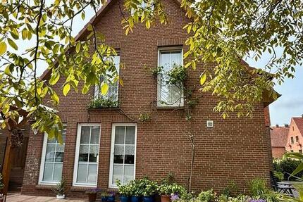 Doppelhaushälfte Hude Süd mit neuwertiger Einbauküche