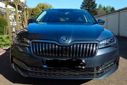Skoda Superb 75.000 km 33.900 &euro; Oberhausen 46149