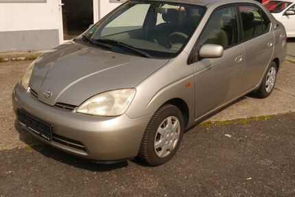 Toyota Prius 250.000 km 1.990 &euro; Wuppertal 42329