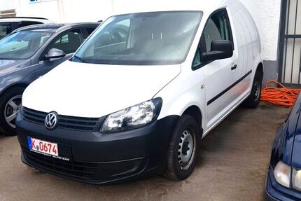 VW Caddy 83.614 km 8.795 &euro; Köln 51107