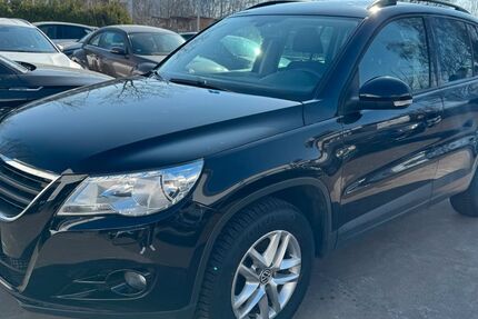 VW Tiguan 157.000 km 5.950 &euro; Detmold 32758