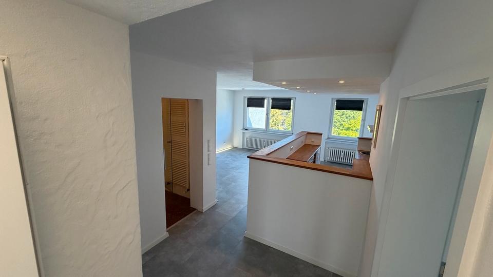 Dachgeschoßwohnung Alpen - 3 Zimmer, 68 m&sup2;, 850&euro; | Angebot:26326005