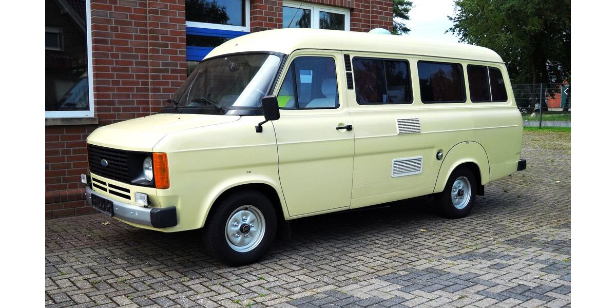 Ford Transit 67.800 km 12.900 &euro; Uelsen 49843