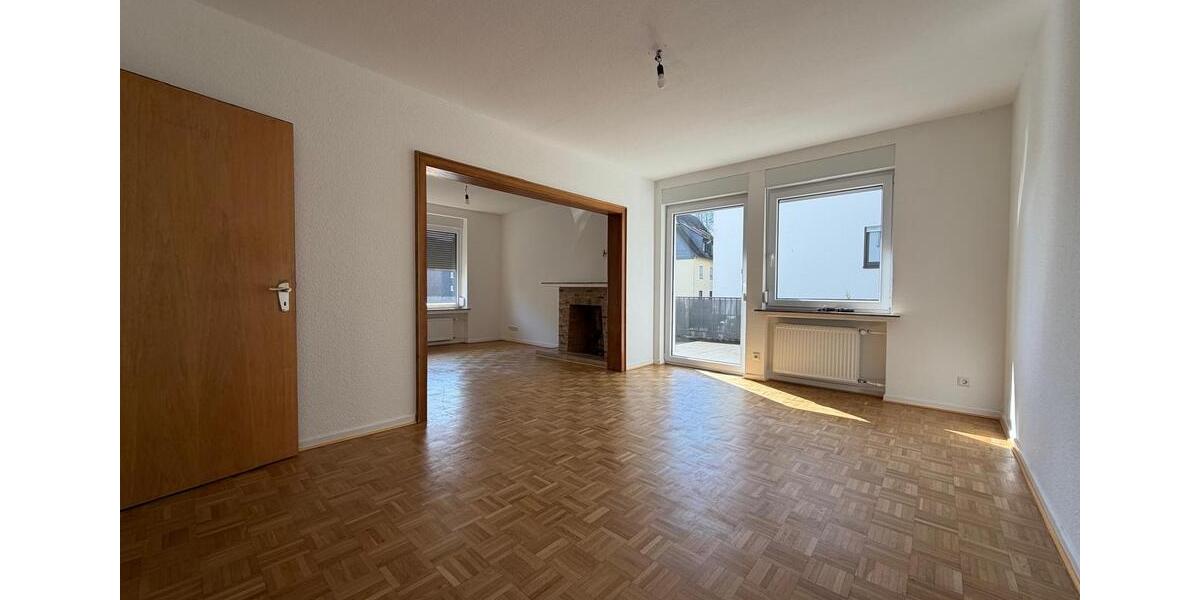 Einfamilienhaus Siegen Weidenau - 6 Zimmer, 111 m&sup2;, 1.450&euro; | Angebot:26254377