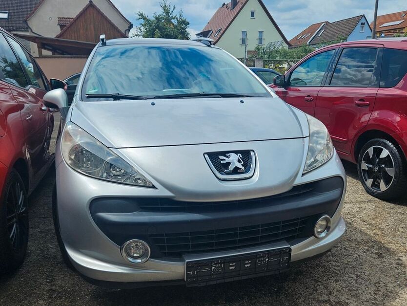 Peugeot 207 140.000 km 3.880 € Schwabach 91126