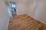 Helle schöne Wohnung mit viel Platz und Garten in wunderschöner Lage