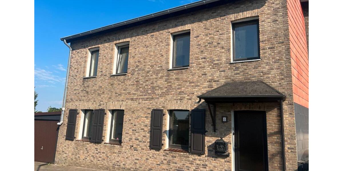 Reihenhaus Herzogenrath - 5 Zimmer, 126 m&sup2;, 1.050&euro; | Angebot:26520995
