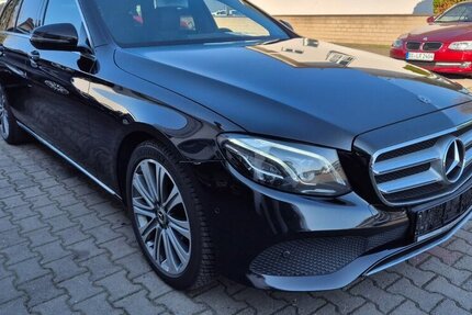 Mercedes-Benz E 400 d T 4M Standheizung, Rückfahrkamera, AHK, Co 200.000 km 19.890 &euro; Rodgau 63110