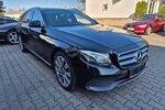 Mercedes-Benz E 400 d T 4M Standheizung, Rückfahrkamera, AHK, Co 200.000 km 19.890 &euro; Rodgau 63110