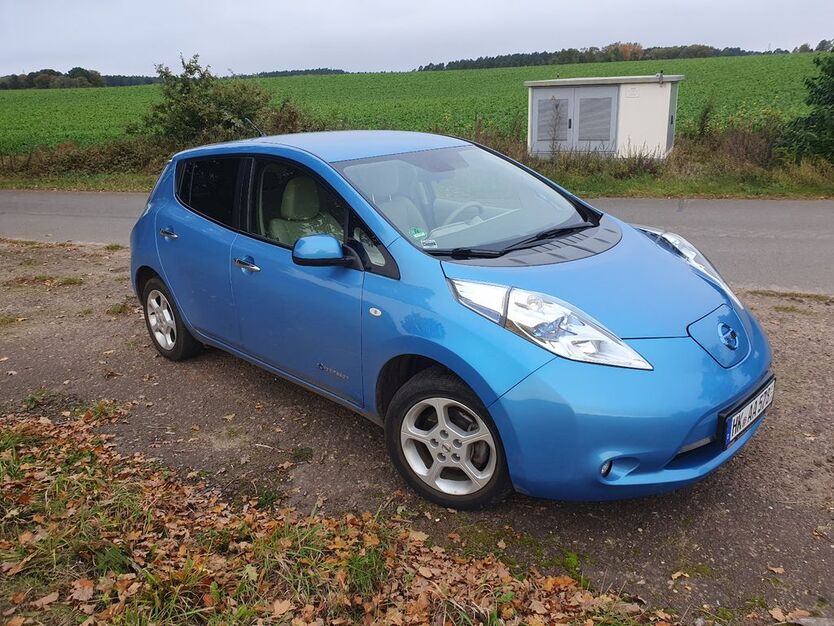 Nissan Leaf 73.400 km 4.800 € Amelinghausen 21385