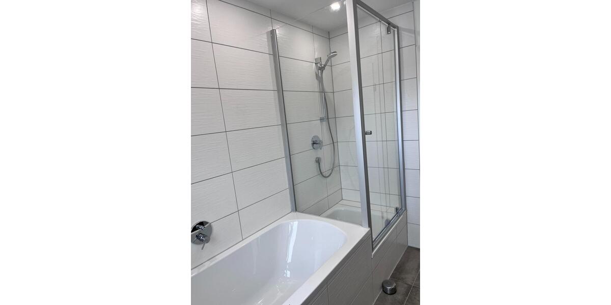 Dachgeschoßwohnung Marbach am Neckar - 3 Zimmer, 80 m&sup2;, 950&euro; | Angebot:25209870
