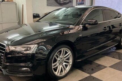 Audi A5 115.404 km 19.750 &euro; Hamburg 22087