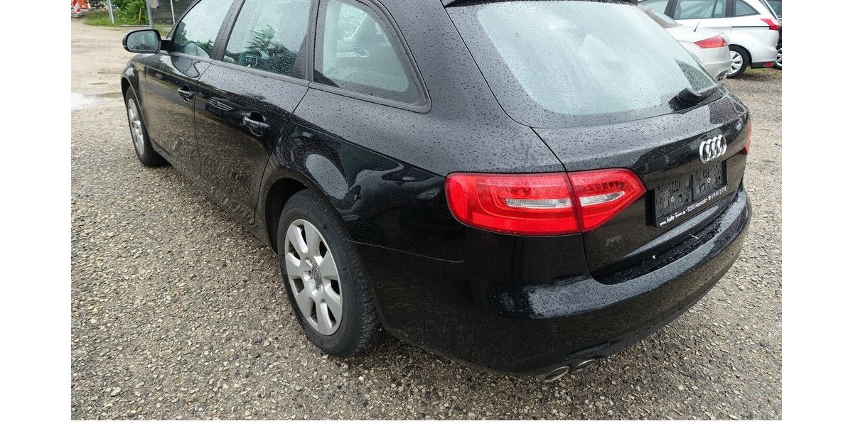 Audi A4 Attraction Autom. Navi PDC Bi-Xenon Sitzheizung 211.800 km 8.950 &euro; Neumarkt/OPf 92318