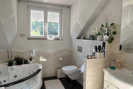 Energieeffizientes hochwertiges 3-Familienhaus in Neudorf-Platendorf 8 zimmer