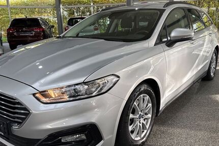 Ford Mondeo 126.674 km 14.480 € Troisdorf 53842