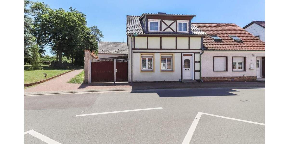 Doppelhaushälfte Bismark - 4 Zimmer, 100 m&sup2;, 69.000&euro; | Angebot:25743713