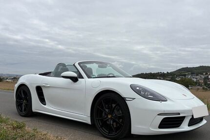 Porsche Boxster 17.350 km 64.999 &euro; Kruft 56642