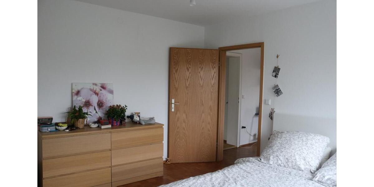 Schöne 4- Zimmer-Wohnung 4 zimmer