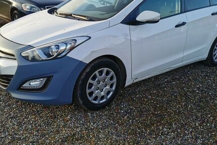 Hyundai i30 77.000 km 5.200 &euro; Ribnitz-Damgarten 18311