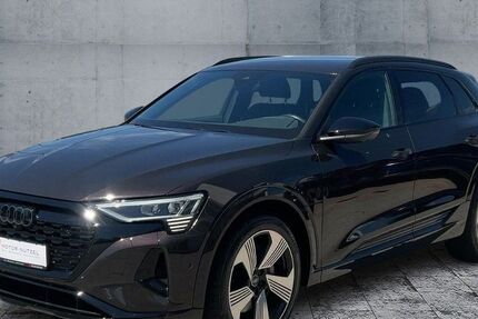 Audi Q8 e-tron 17.561 km 58.850 € Bayreuth 95448