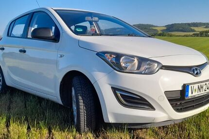Hyundai i20 98.300 km 4.600 &euro; Oelsnitz 08606