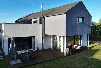 Haus Barsinghausen - 5 Zimmer, 268 m&sup2;, 949.000&euro; | Angebot:25429115