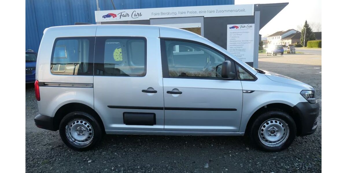 VW Caddy 240.000 km 8.990 &euro; Leer 26789