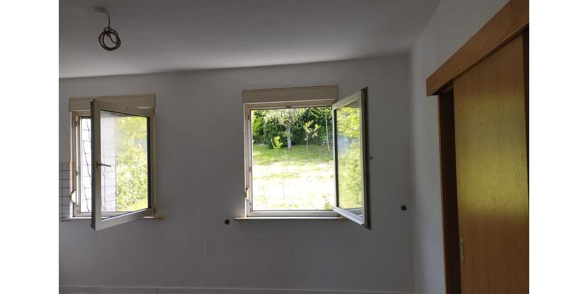 Etagenwohnung Lennestadt - 3 Zimmer, 90 m&sup2;, 600&euro; | Angebot:26377442