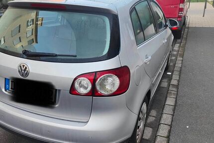 VW Golf Plus 104.000 km 4.800 &euro; Düsseldorf 40472