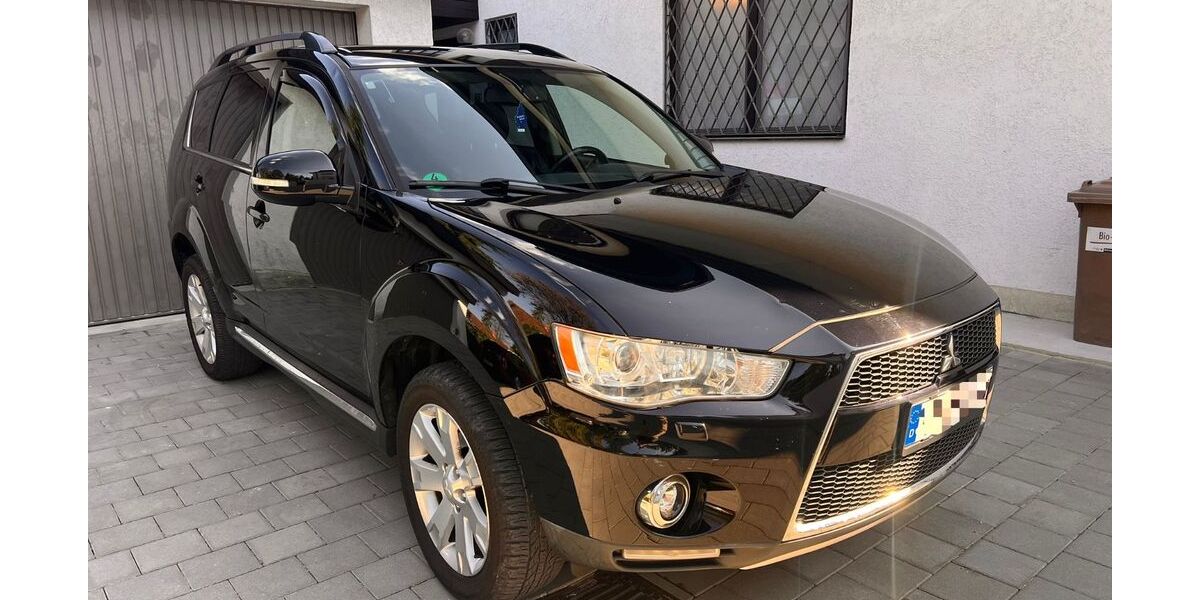 Mitsubishi Outlander 200.000 km 5.000 &euro; München 80995