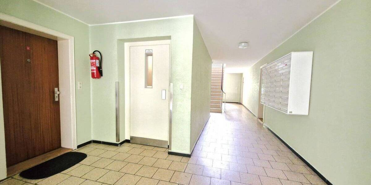 Etagenwohnung Rendsburg - 3 Zimmer, 80 m&sup2;, 95.000&euro; | Angebot:26919838